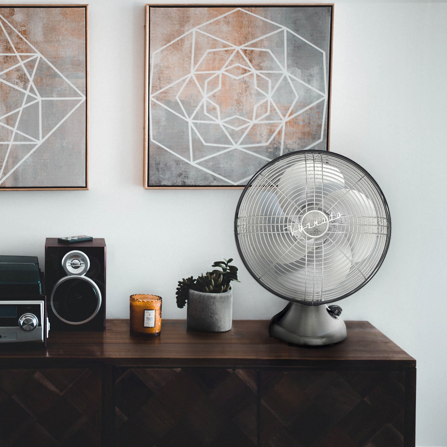 Silver Swan® Vintage Oscillating Fan - Image 2